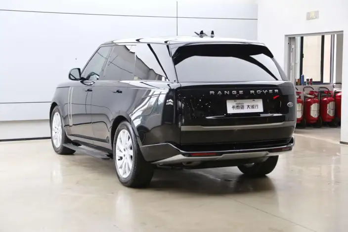 Range Rover 2024 Model 3.0 L6 360PS Shengshi Edition – фото 4