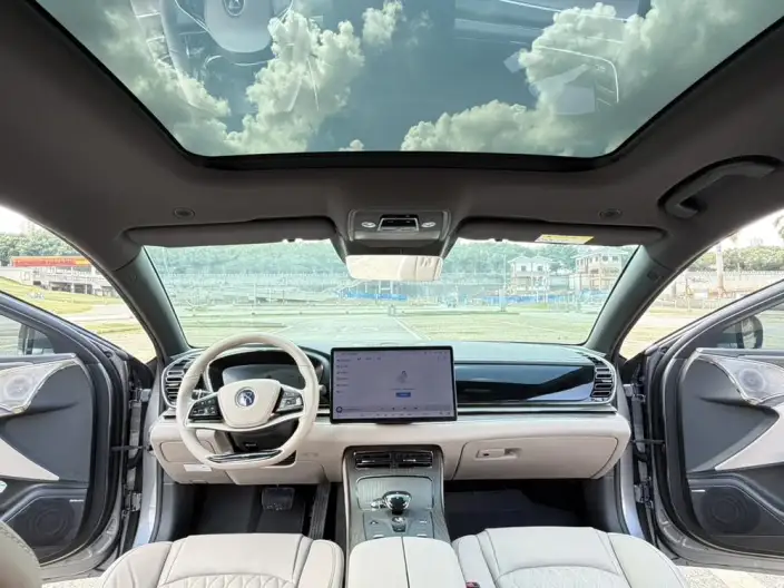 BYD Han DM 2024 Model DM-i Honor Edition 121KM Exclusive Model – фото 7