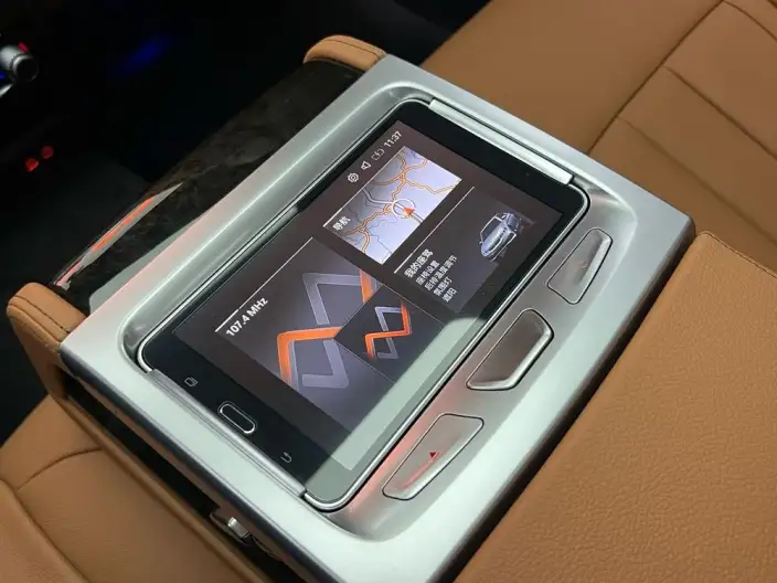 BMW 5 Series 2020 Model 530Li Exclusive Model M Sports Set – фото 9