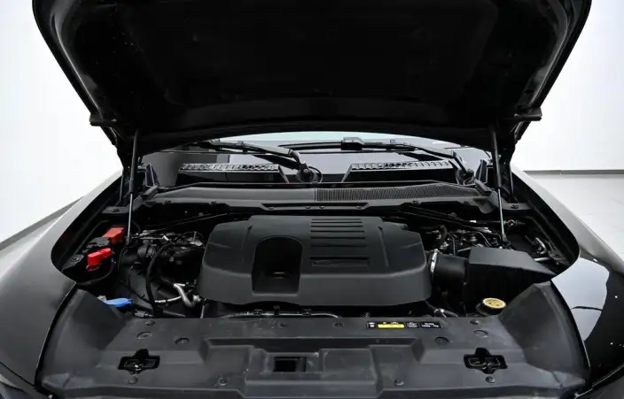 Land Rover Defender 2024 Model 110 3.0T P400 X-Dynamic HSE – фото 10