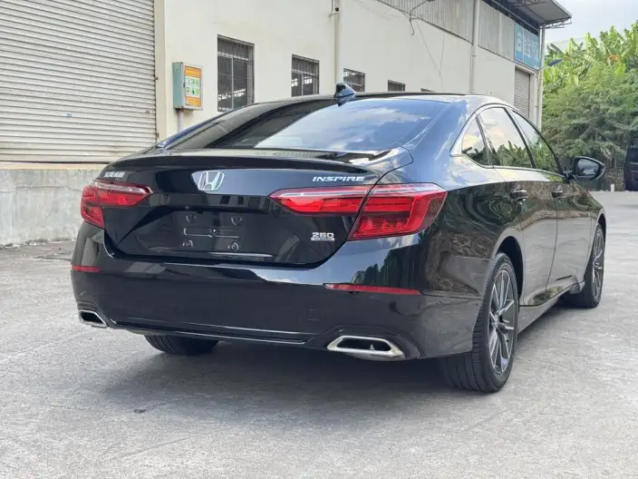 Honda INSPIRE 2022 Model 260TURBO Exquisite Edition – фото 5