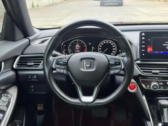 Honda INSPIRE 2022 Model 260TURBO Exquisite Edition – фото 7