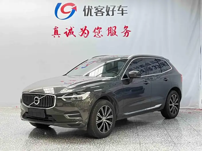 Volvo XC60 2021 Model T5 4WD Smart Range Deluxe Edition – фото 1