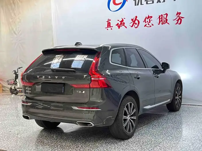 Volvo XC60 2021 Model T5 4WD Smart Range Deluxe Edition – фото 6