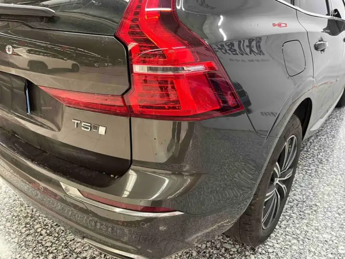 Volvo XC60 2021 Model T5 4WD Smart Range Deluxe Edition – фото 8