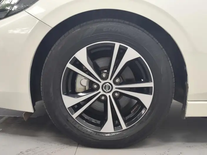 Nissan Sylphy 2020 Model 1.6L XL CVT Yuexiang Edition – фото 9
