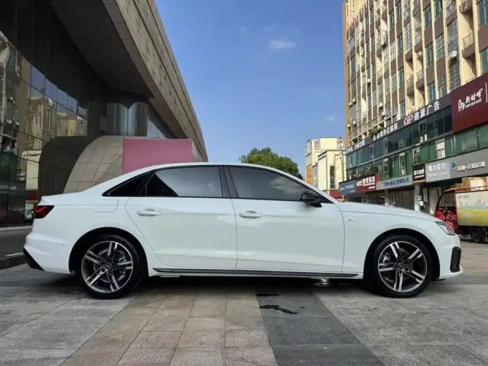 Audi A4 L 2022 Model 40 TFSI Luxury Dynamic Model – фото 6