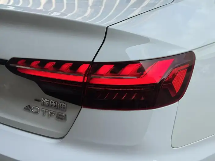 Audi A4 L 2022 Model 40 TFSI Luxury Dynamic Model – фото 9