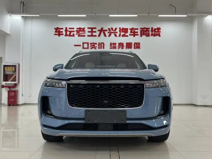Li Auto ONE 2021 Model Extended Range 6 seat Edition – фото 2