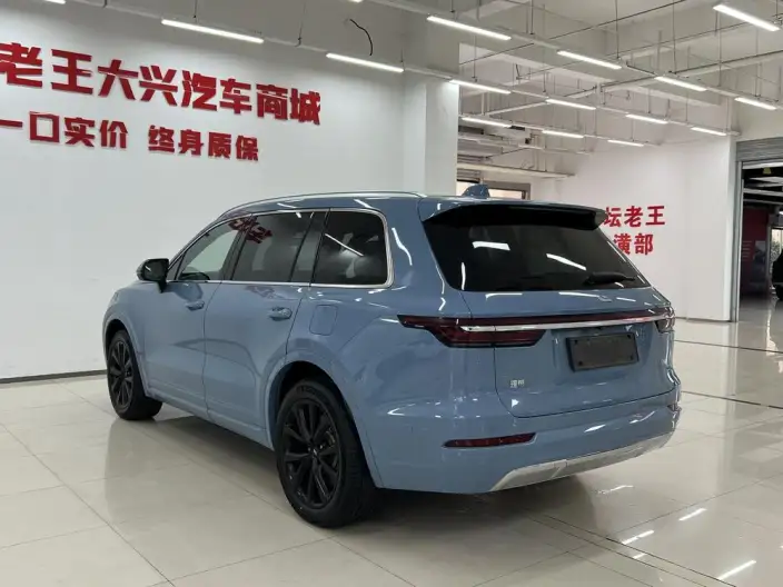 Li Auto ONE 2021 Model Extended Range 6 seat Edition – фото 4