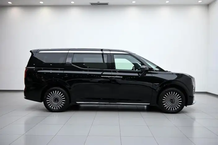 ZEEKR 009 2024 Model VI seat Executive Edition 4WD 108kWh – фото 8