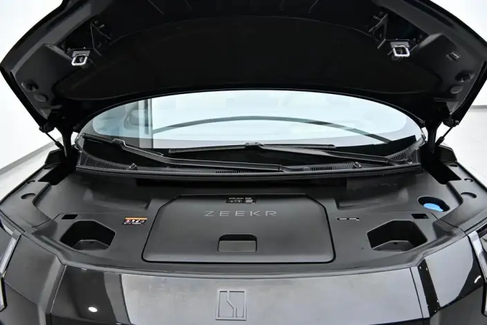 ZEEKR 009 2024 Model VI seat Executive Edition 4WD 108kWh – фото 10