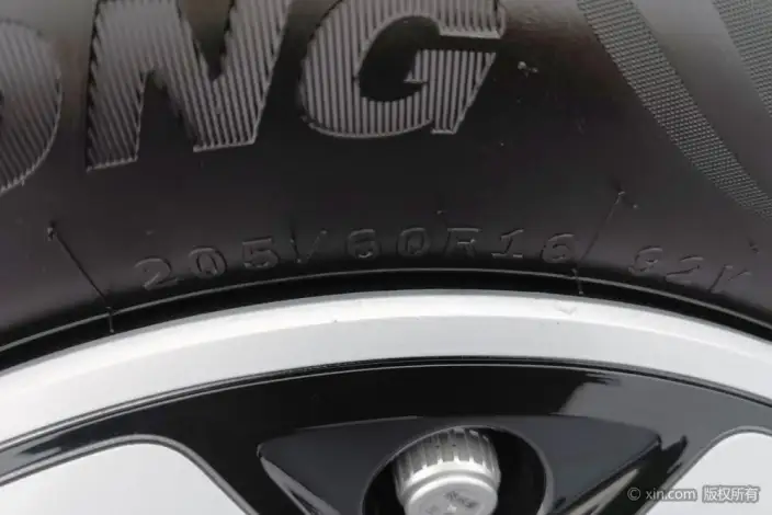 Geely Galaxy StarWish 2025 Model 310km Youth Edition – фото 9