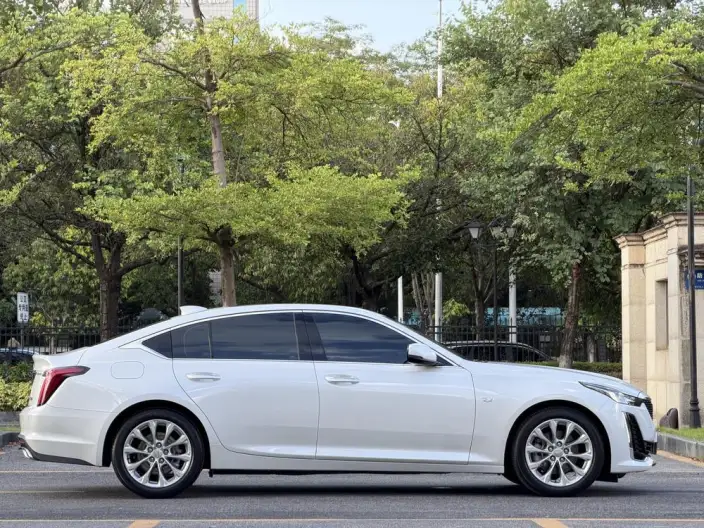 Cadillac CT5 2023 Model 28T Luxury Model Standard Edition – фото 7