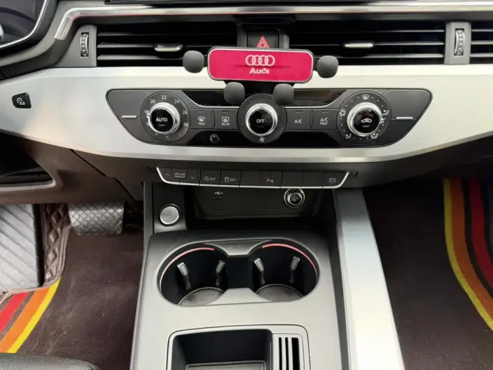 Audi A4 L 2020 Model 40 TFSI Fashion Dynamic Model – фото 8
