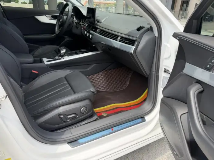 Audi A4 L 2020 Model 40 TFSI Fashion Dynamic Model – фото 9
