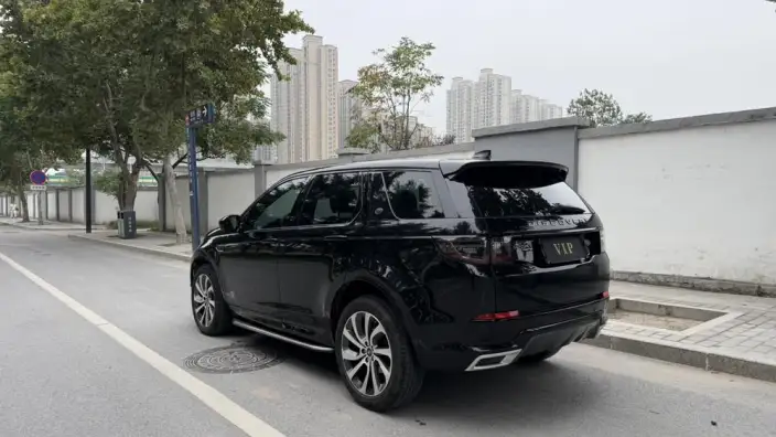 Land Rover Discovery Sport 2020 Model 249PS R-Dynamic SE Performance Technology Edition 5 seat – фото 4