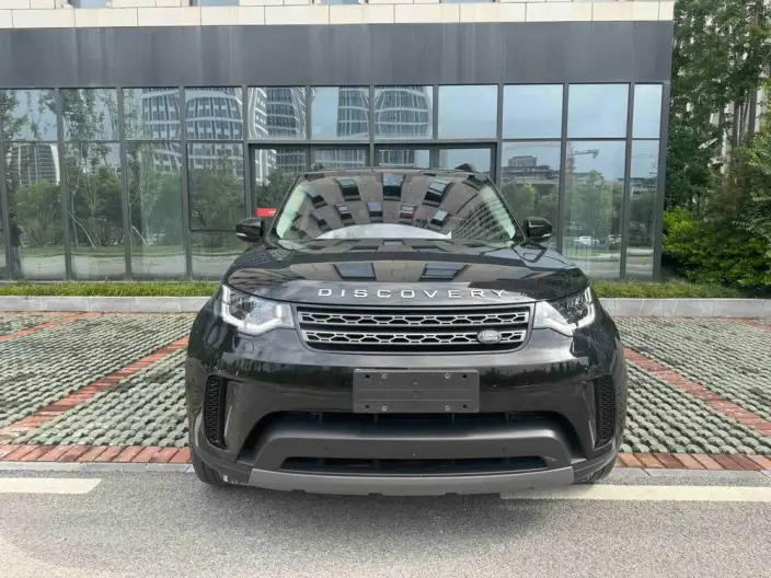 Land Rover Discovery 2020 Model 3.0 V6 SE – фото 2