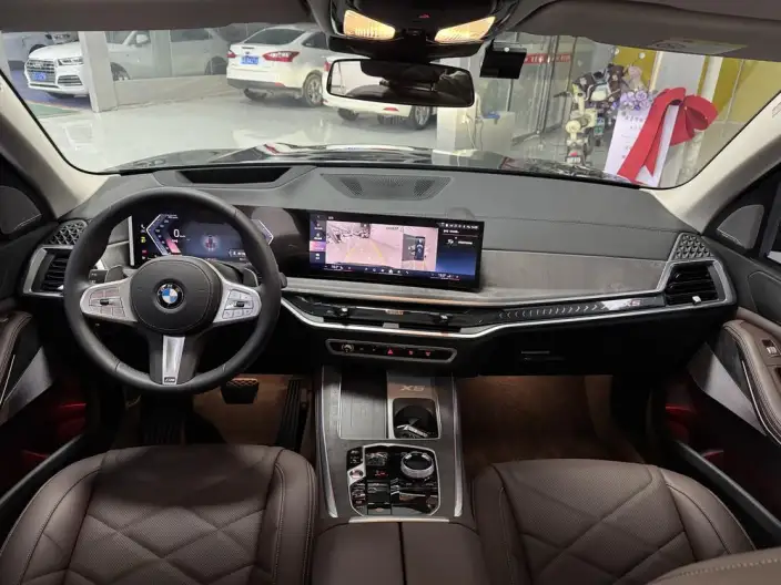 BMW X5 2026 Model xDrive30Li Exclusive Model M Sports Night Set – фото 7