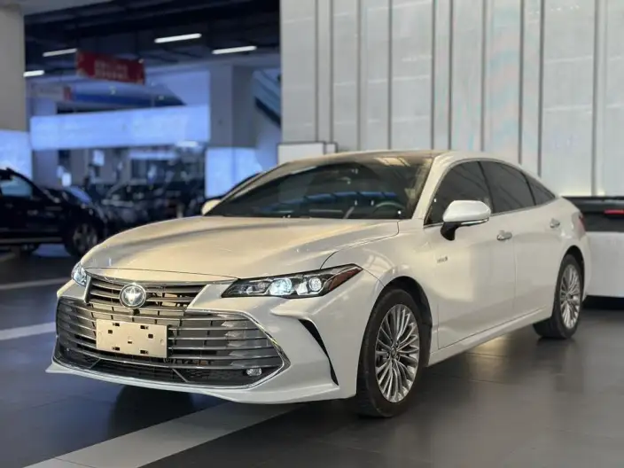 Toyota Avalon 2022 Model Hybrid 2.5L XLE Premium Edition – фото 10