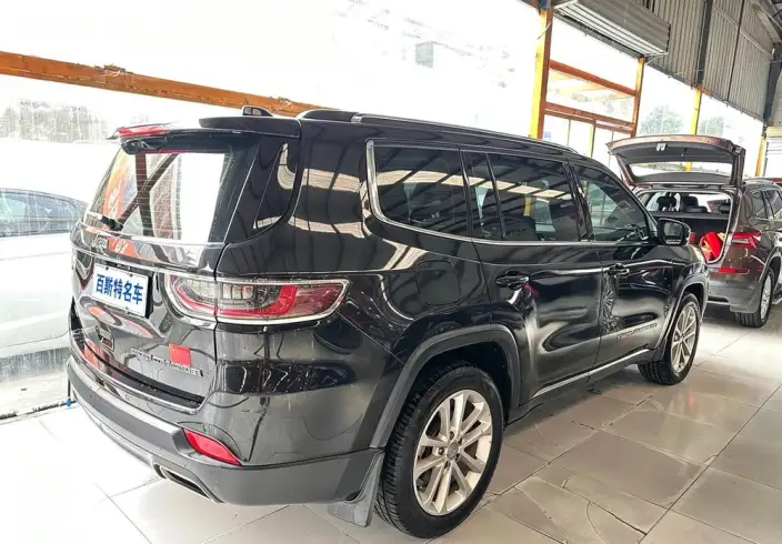 Grand Commander 2020 Model 2.0T 2WD Elite Edition – фото 6