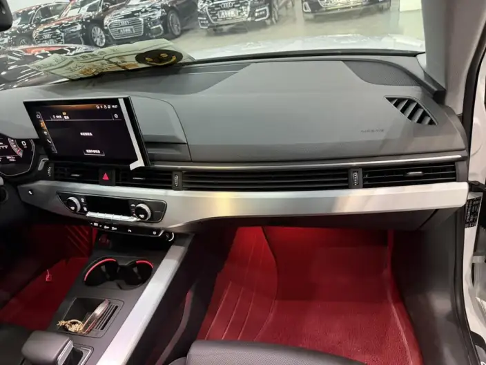 Audi A4 L 2024 Model 40 TFSI Fashion Dynamic Model – фото 10