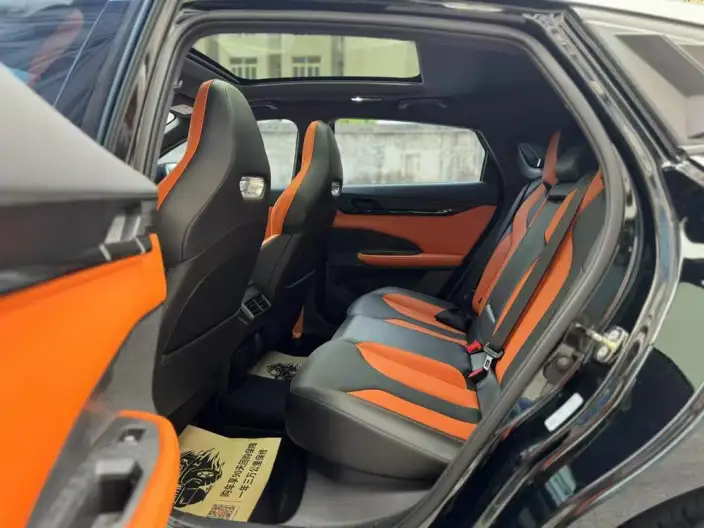 Changan UNI-V 2023 Model 1.5T Sports Edition – фото 9