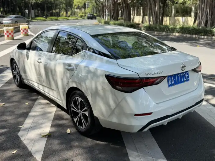 Nissan Sylphy 2022 Model 1.6L XL CVT Yuexiang Edition – фото 3