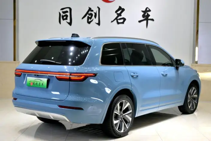 Li Auto ONE 2021 Model Extended Range 6 seat Edition – фото 7