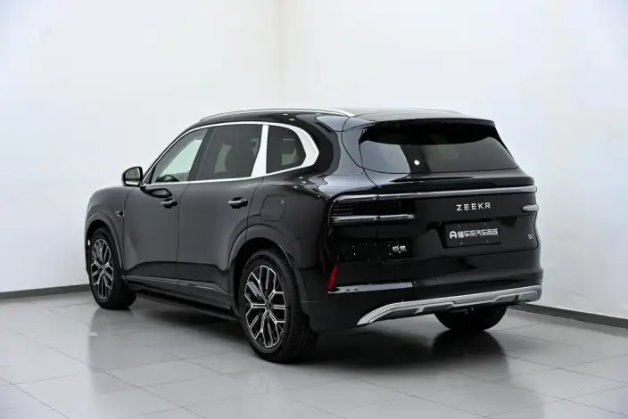 ZEEKR 8X 2026 Model 55kWh MAX – фото 5