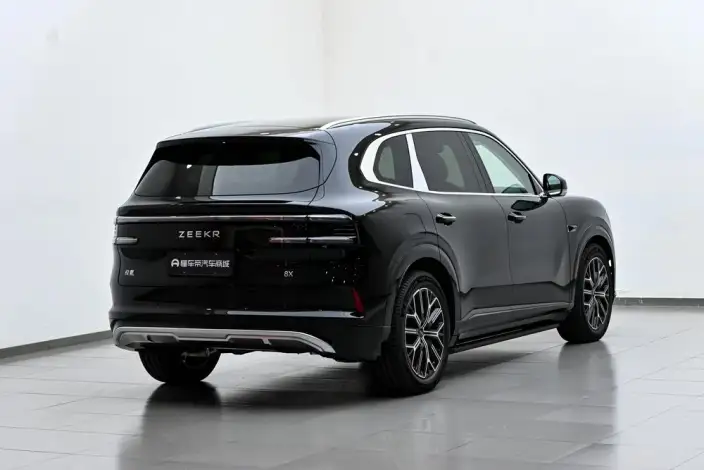 ZEEKR 8X 2026 Model 55kWh MAX – фото 7