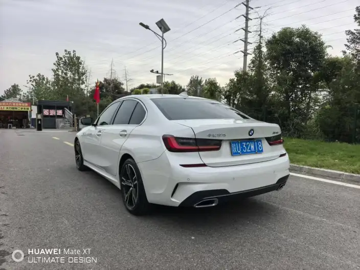 BMW 3 Series 2022 Model Facelift 325i M Sports Set – фото 4