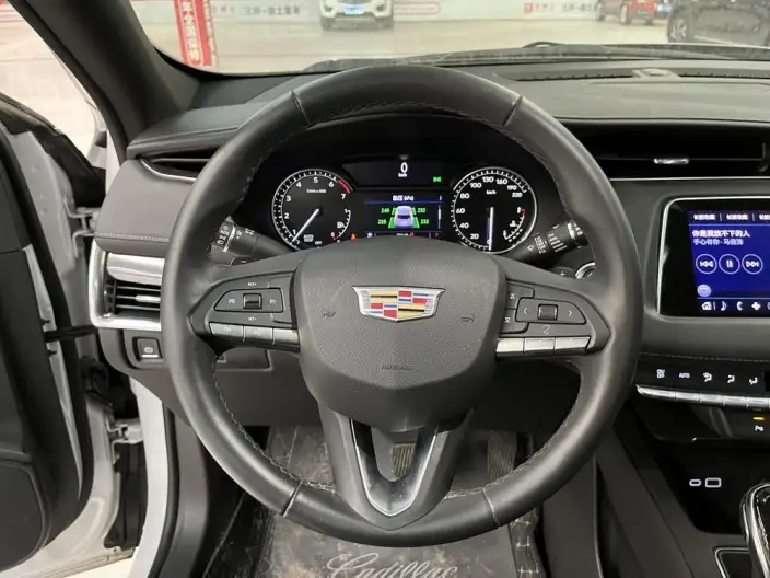 Cadillac XT4 2021 Model 28T 2WD Tech Model – фото 9