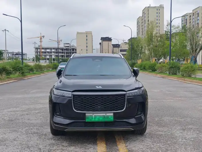 Li Auto ONE 2021 Model Extended Range 6 seat Edition – фото 2