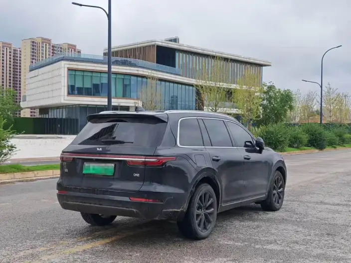 Li Auto ONE 2021 Model Extended Range 6 seat Edition – фото 6