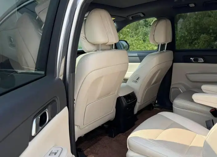 Li Auto ONE 2021 Model Extended Range 6 seat Edition – фото 9