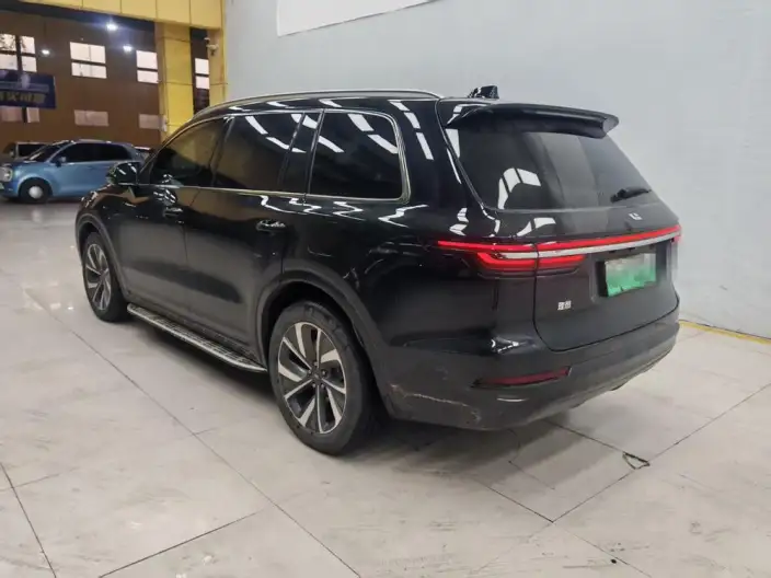 Li Auto ONE 2021 Model Extended Range 6 seat Edition – фото 4