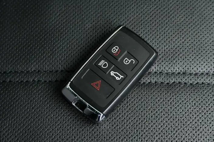 Range Rover Velar 2026 Model 250PS Dynamic SE – фото 9