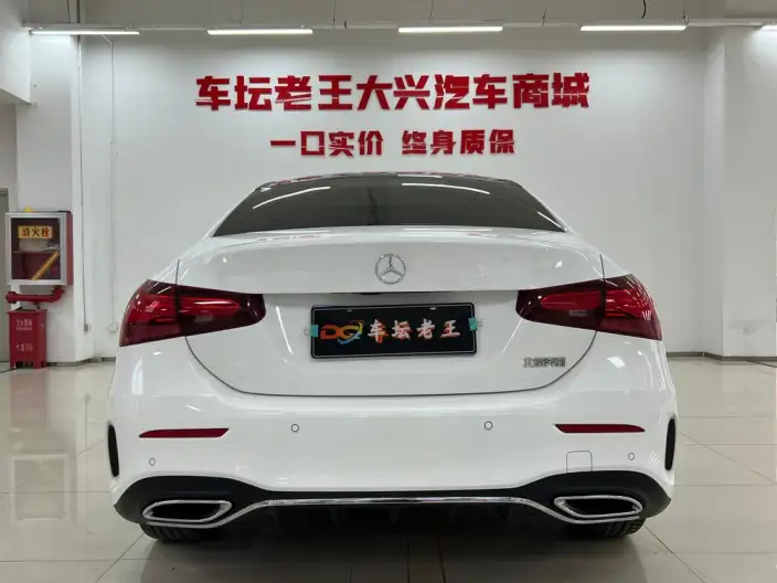 Mercedes-Benz A-class 2023 Model A 200 L Sports sedan Fashion Edition – фото 4