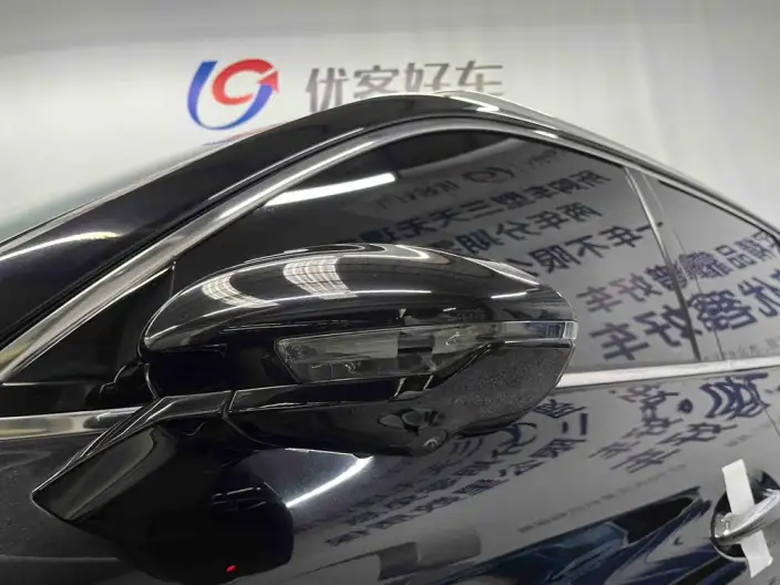 Hongqi HS5 2022 Model Facelift 2.0T Smart Flag Enjoy Edition – фото 9