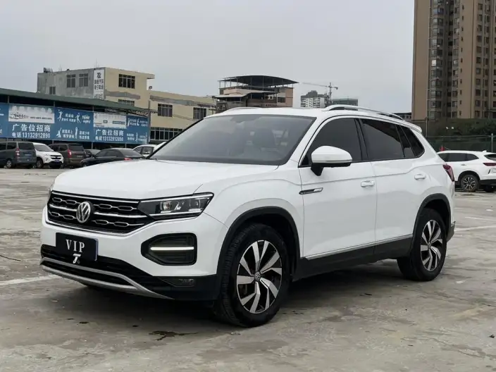 Volkswagen Tayron 2020 Model 330TSI Luxury Zhilian Edition – фото 1
