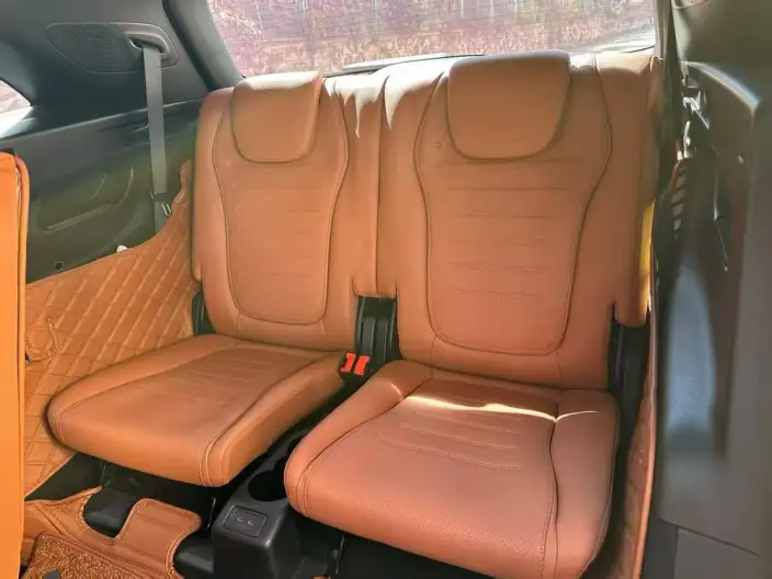 Mercedes-Benz GLC 2024 Model Facelift GLC 300 L 4MATIC Dynamic Model 7 seat – фото 9