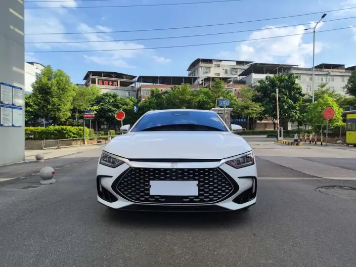 BYD Han DM 2022 Model DM-i 121KM Zunrong Model – фото 2