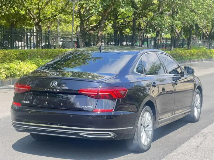 Volkswagen Passat 2021 Model 330TSI Elite Edition – фото 6