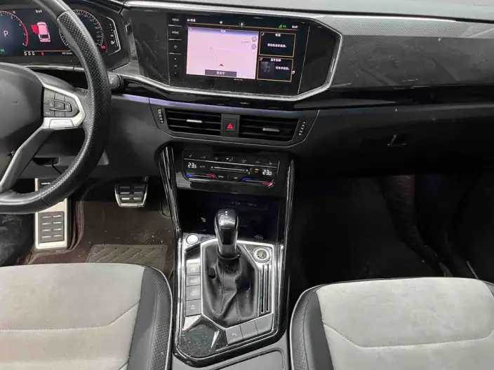 Tayron X 2020 Model 330TSI 2WD Noble Zhilian Edition – фото 10