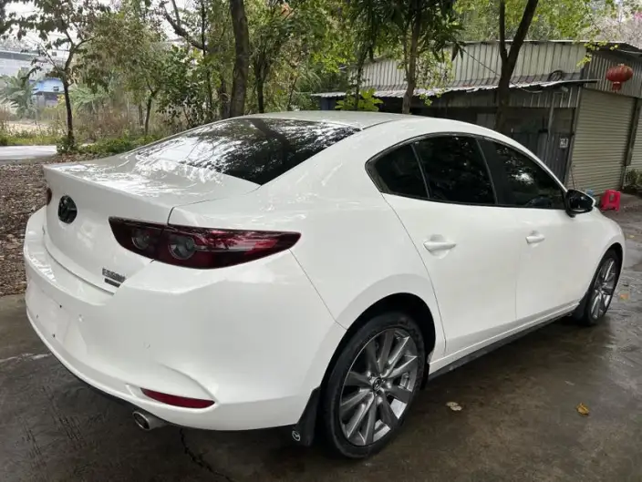 Mazda3 Axela 2022 Model 2.0L Automatic Zhi Ya Edition – фото 6