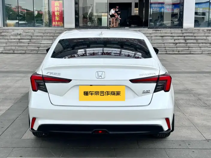 Model Ge 2023 Model 240TURBO CVT Leading version – фото 5