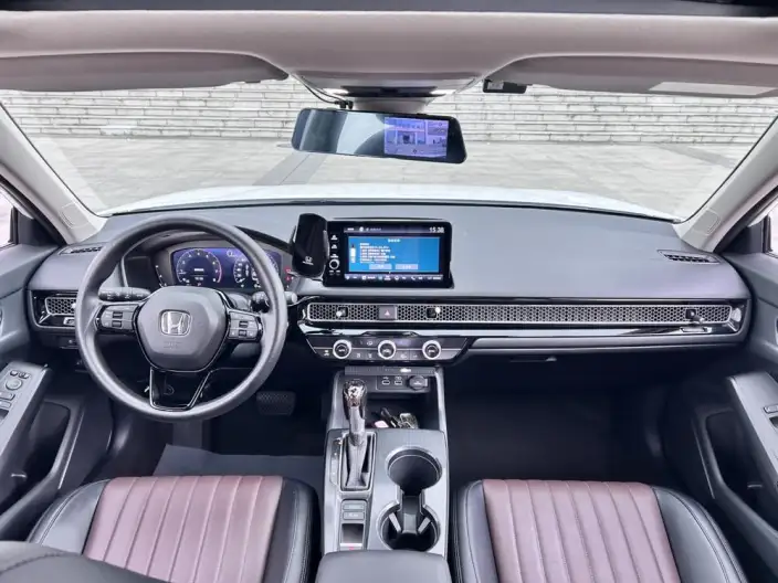 Model Ge 2023 Model 240TURBO CVT Leading version – фото 7
