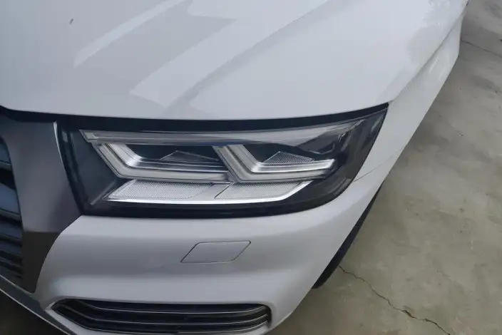 Audi Q5L 2020 Model 45 TFSI Exclusive Fashion Model – фото 4