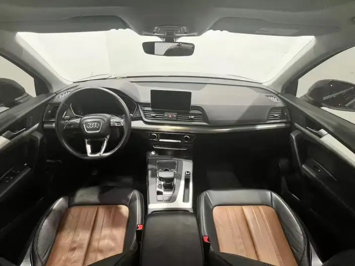 Audi Q5L 2020 Model 40 TFSI Rong Xiang Fashion Model – фото 7